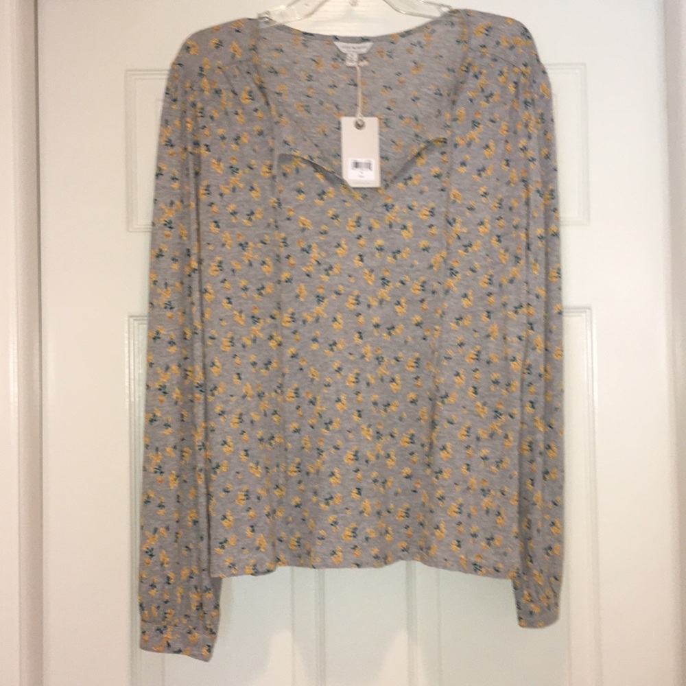 Lucky Brand-NWT-Lady’s Pullover Shirt-S/Medium